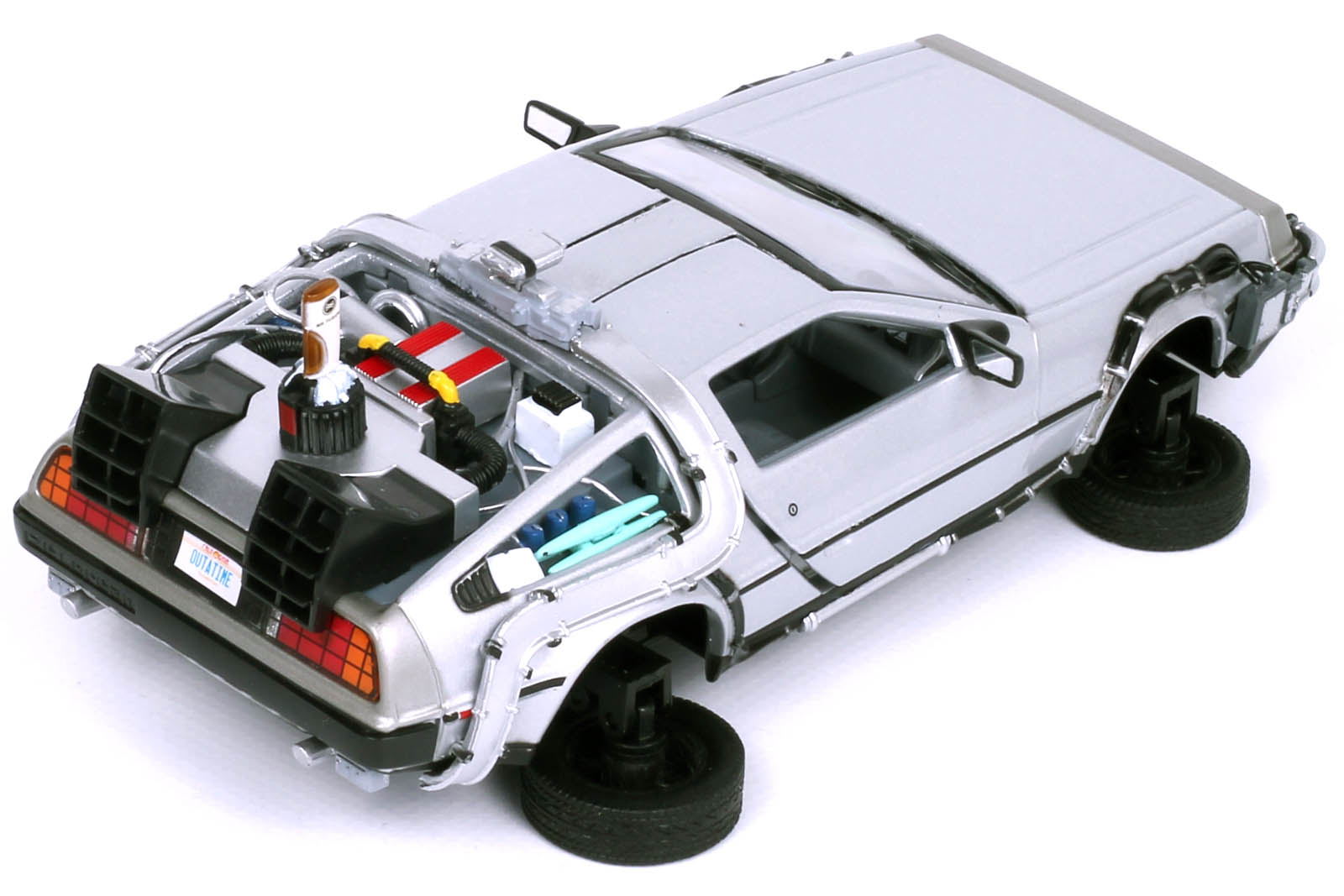 Welly 1:24 Back to the Future Flying Wheels 2 DeLorean Zurück in